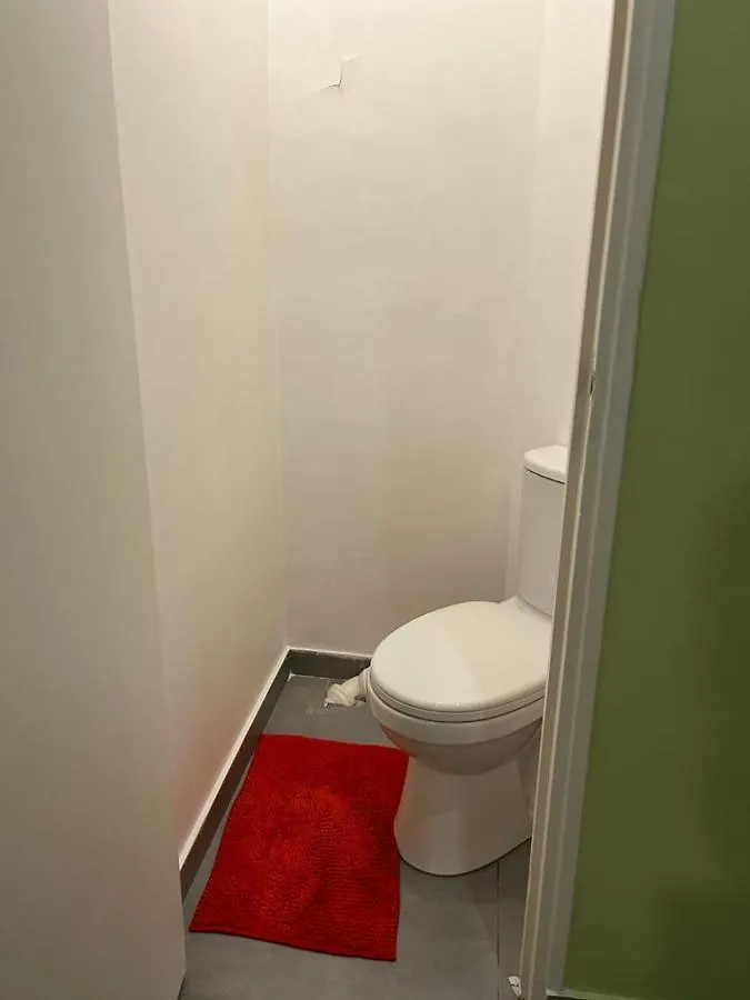 Bonjour Apartment Paris 0*,